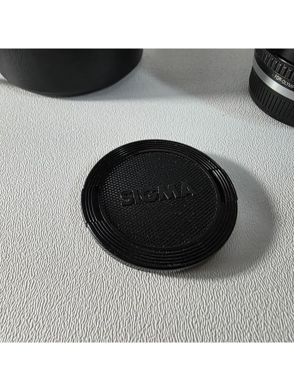 SIGMA 28mm f/ 2.8 lens mini wide, OLYMPUS OM Mount W/Case, Caps & Hood